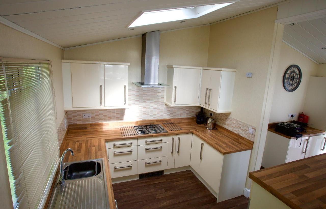 Lovely 3-Bed Cottage In Ely Eksteriør billede