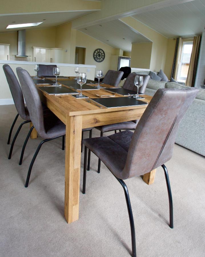 Lovely 3-Bed Cottage In Ely Eksteriør billede